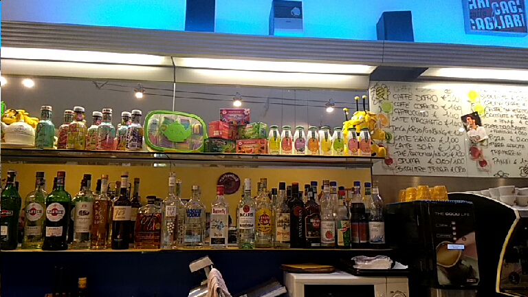 Ape bar tabacchi di Ye zi long marco