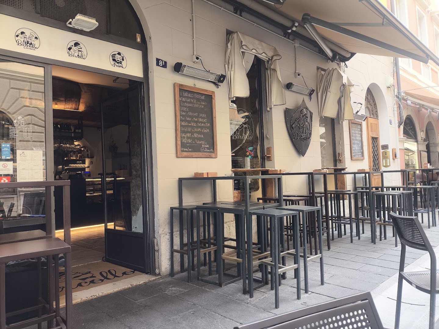 Aperitivi Trieste | Al Barcollo bar&pub