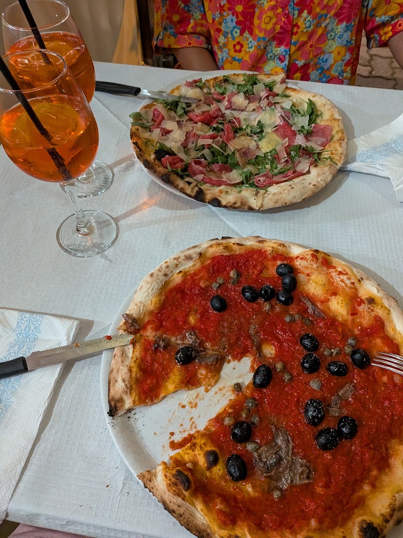 Appaloosa Pub Pizzeria, Monale