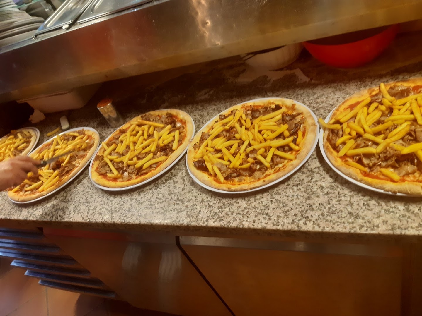 Aprile Kebap e pizza