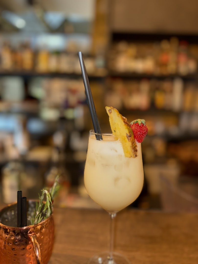 Aquavirgo Trevi Restaurant & Cocktail bar