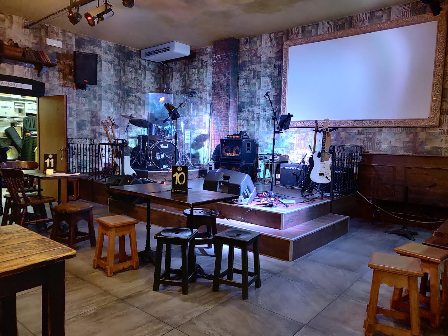 Aran Island Irish Pub