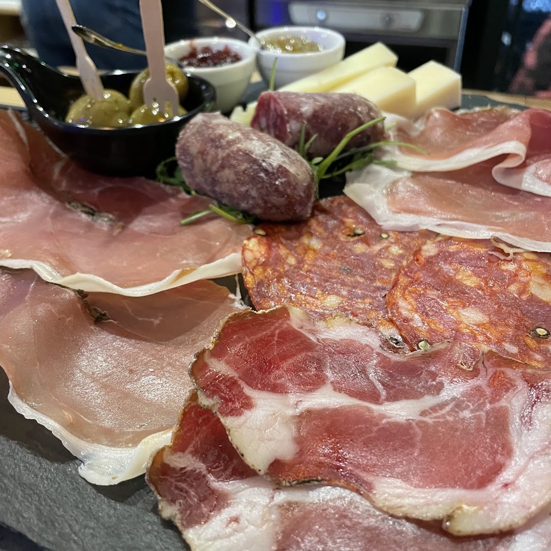 Archè in Piazza - Stuzzicheria Birreria Apericeneria -