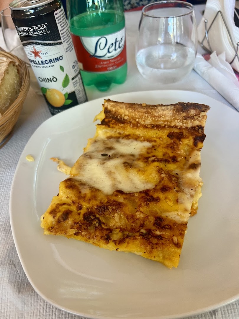 ARCHI VERDI S.A.S. DI DOMENICO FICHERA & C. Caffè Trattoria Pizzeria