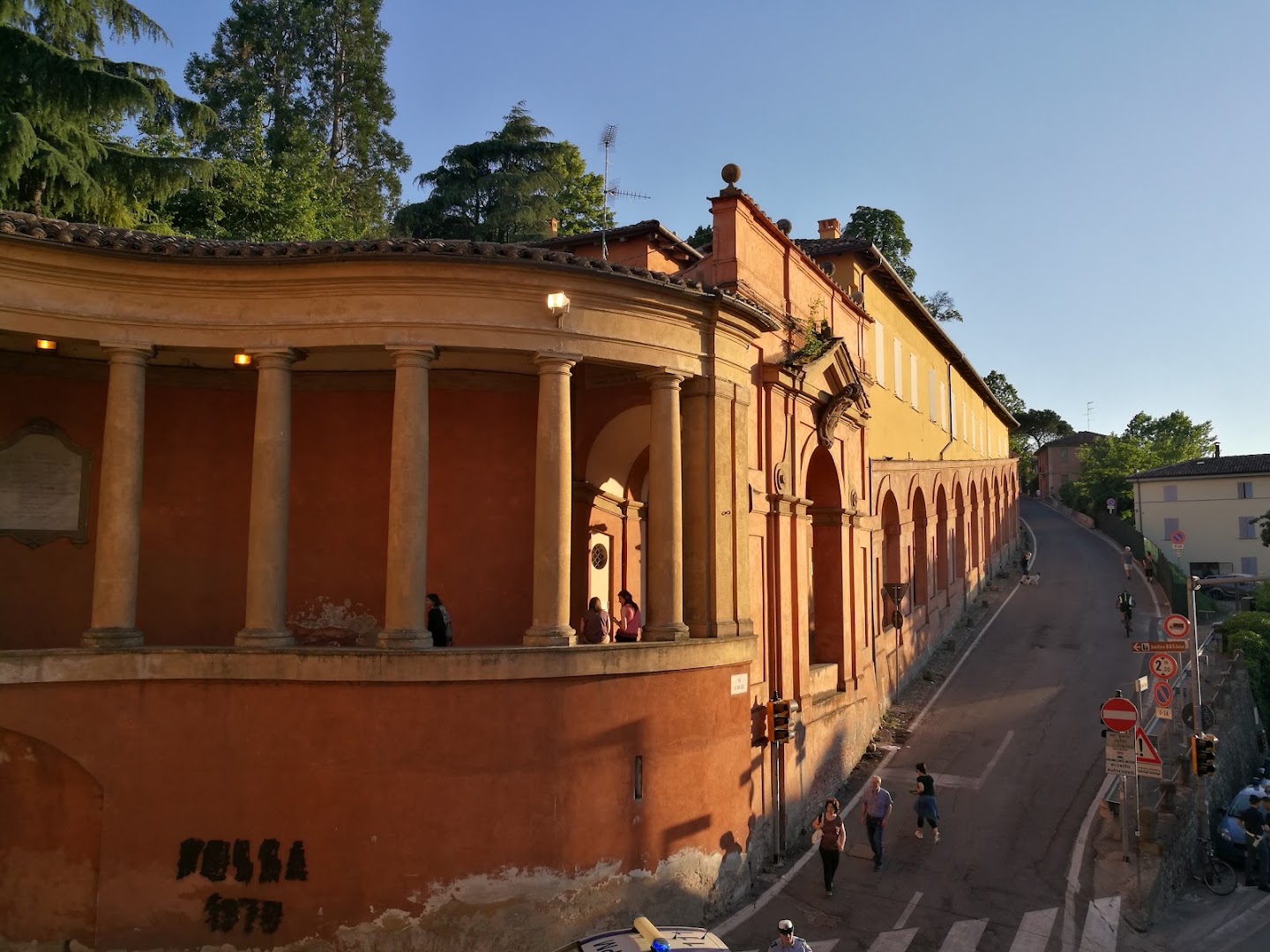 Arco del Meloncello, Bologna