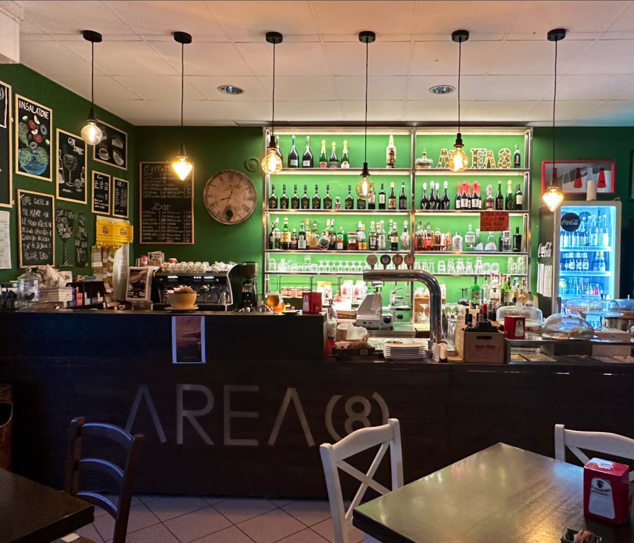 Area 8 Bar & Grill, Busseto