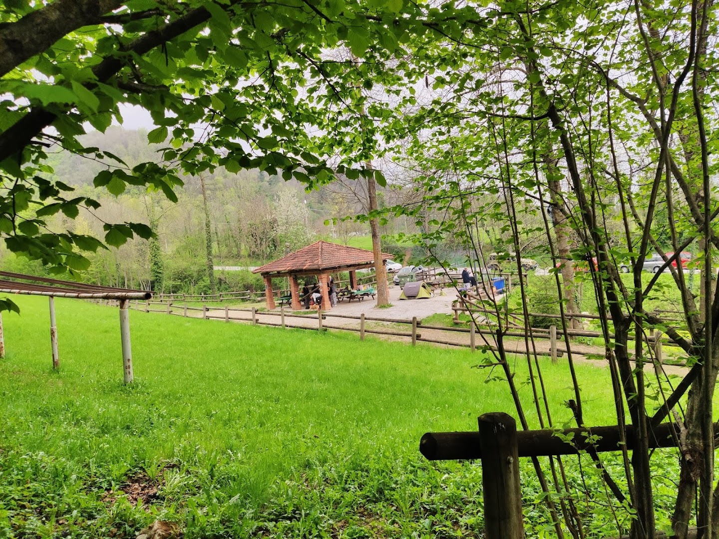 Area attrezzata barbeque alla Magnesia, Bernezzo