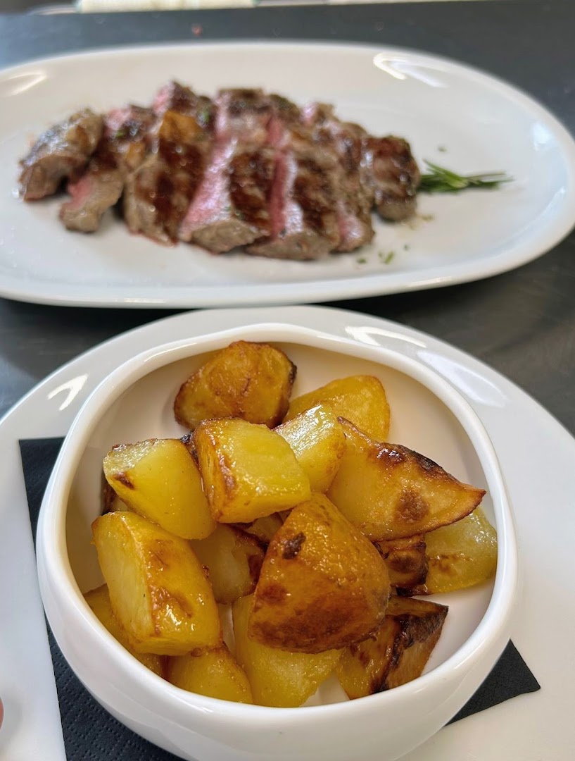 Area bistro food & drinks