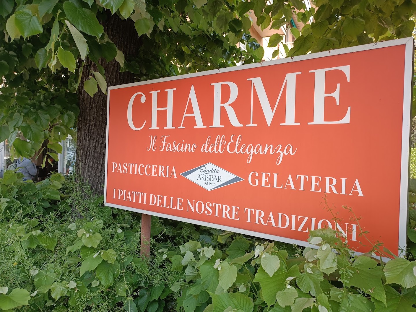 Arisbar Charme