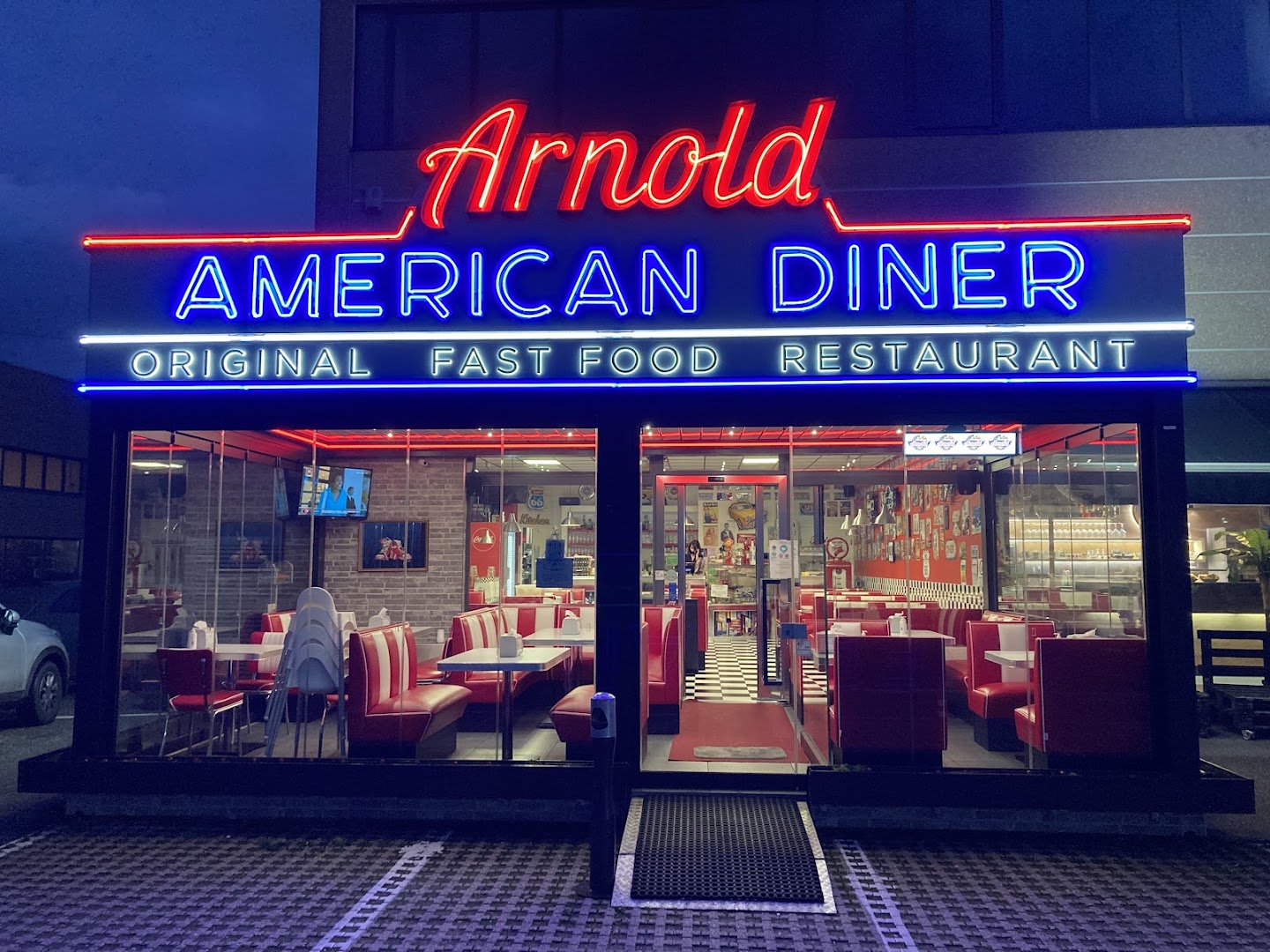 Arnold American Diner