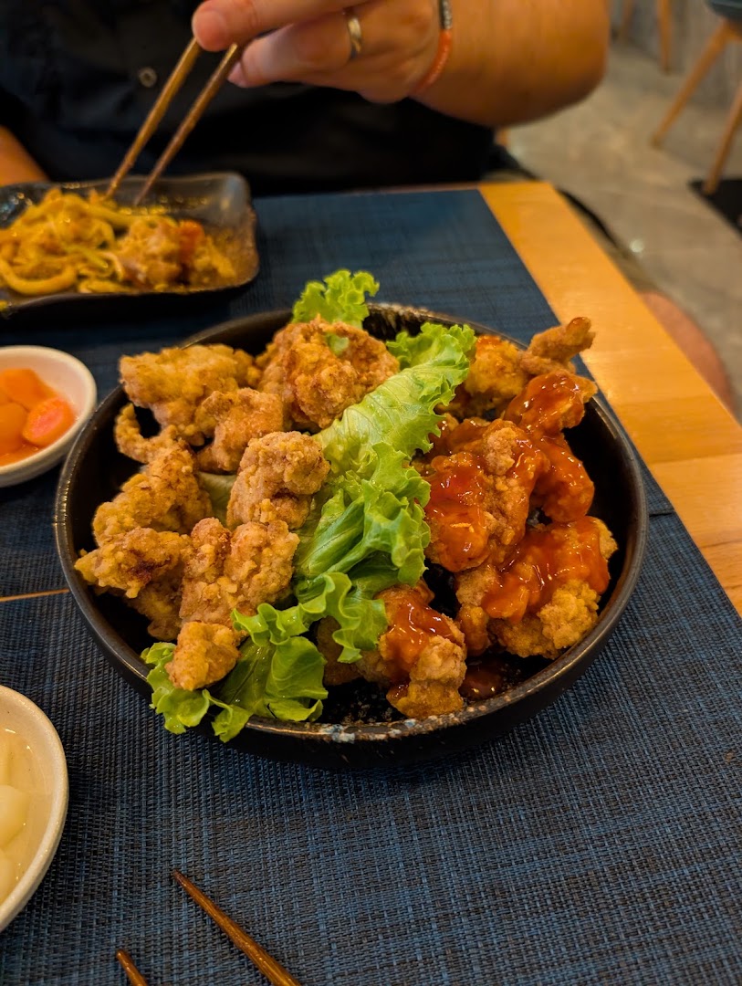 AROMA Asian Gourmet