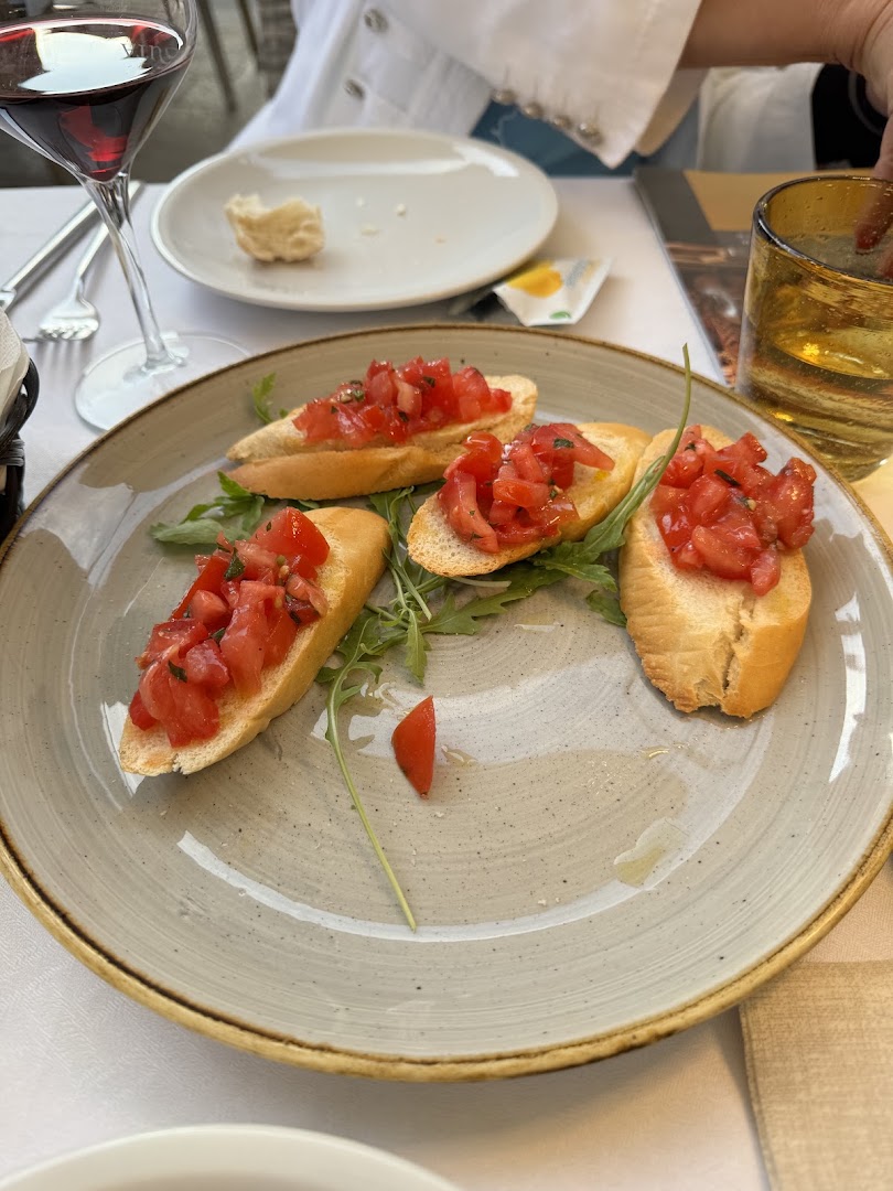 Art Blue Café
