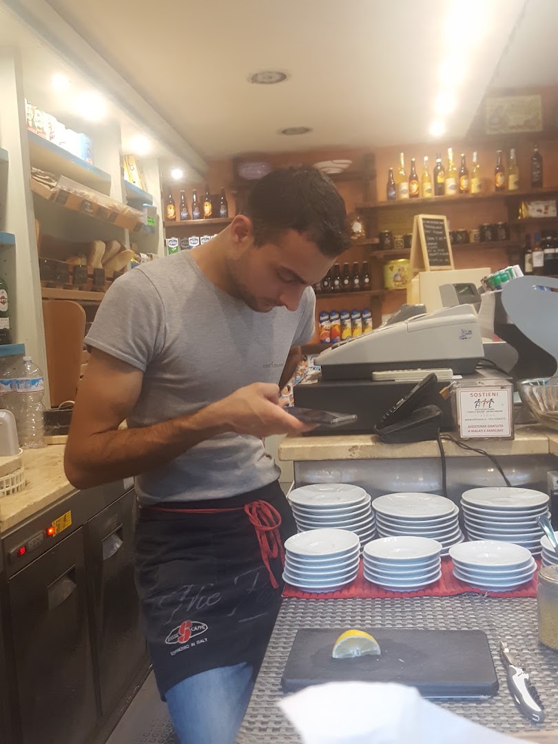 Art Cafe' di Casavecchi Marco Perini Sara e Guarascio Luigi Snc