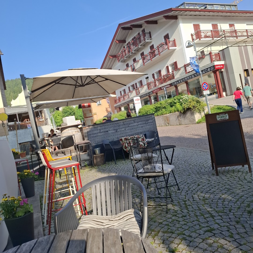 Art-Cafe' Engloes