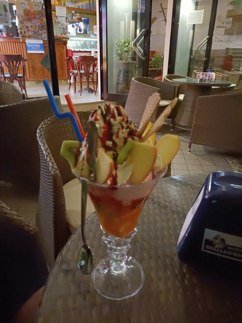 Art Caffè - bar, paninoteca, gelateria, pranzi e cene