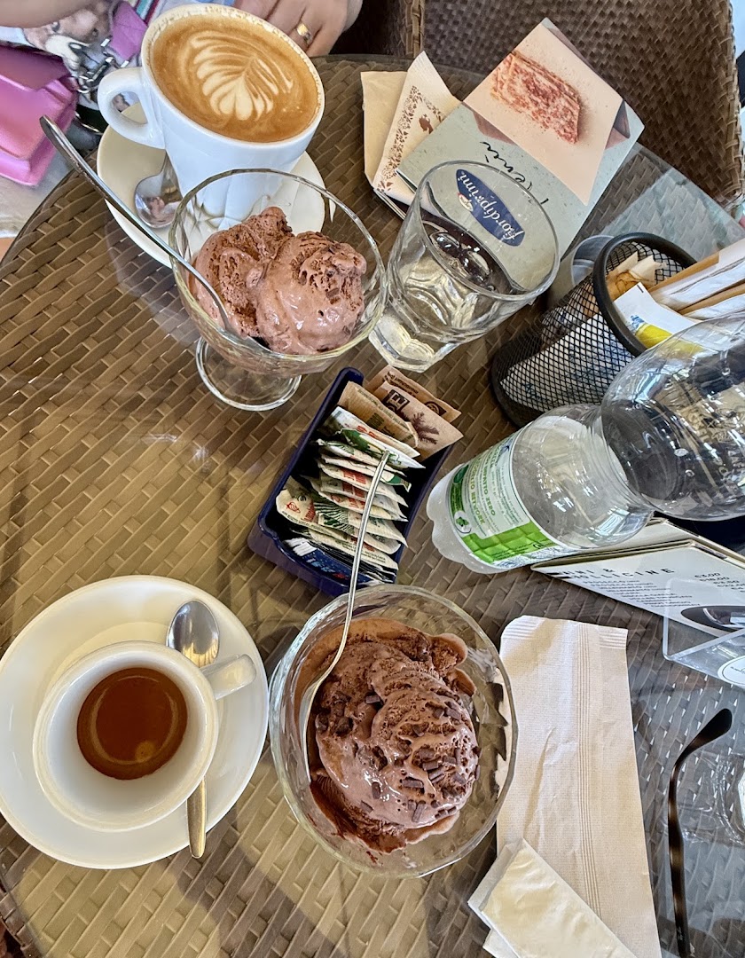 Art Caffè - bar, paninoteca, gelateria, pranzi e cene