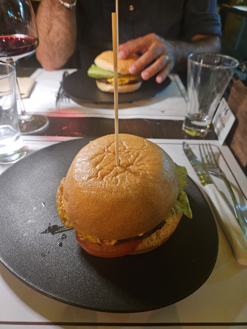 Artesian Grill