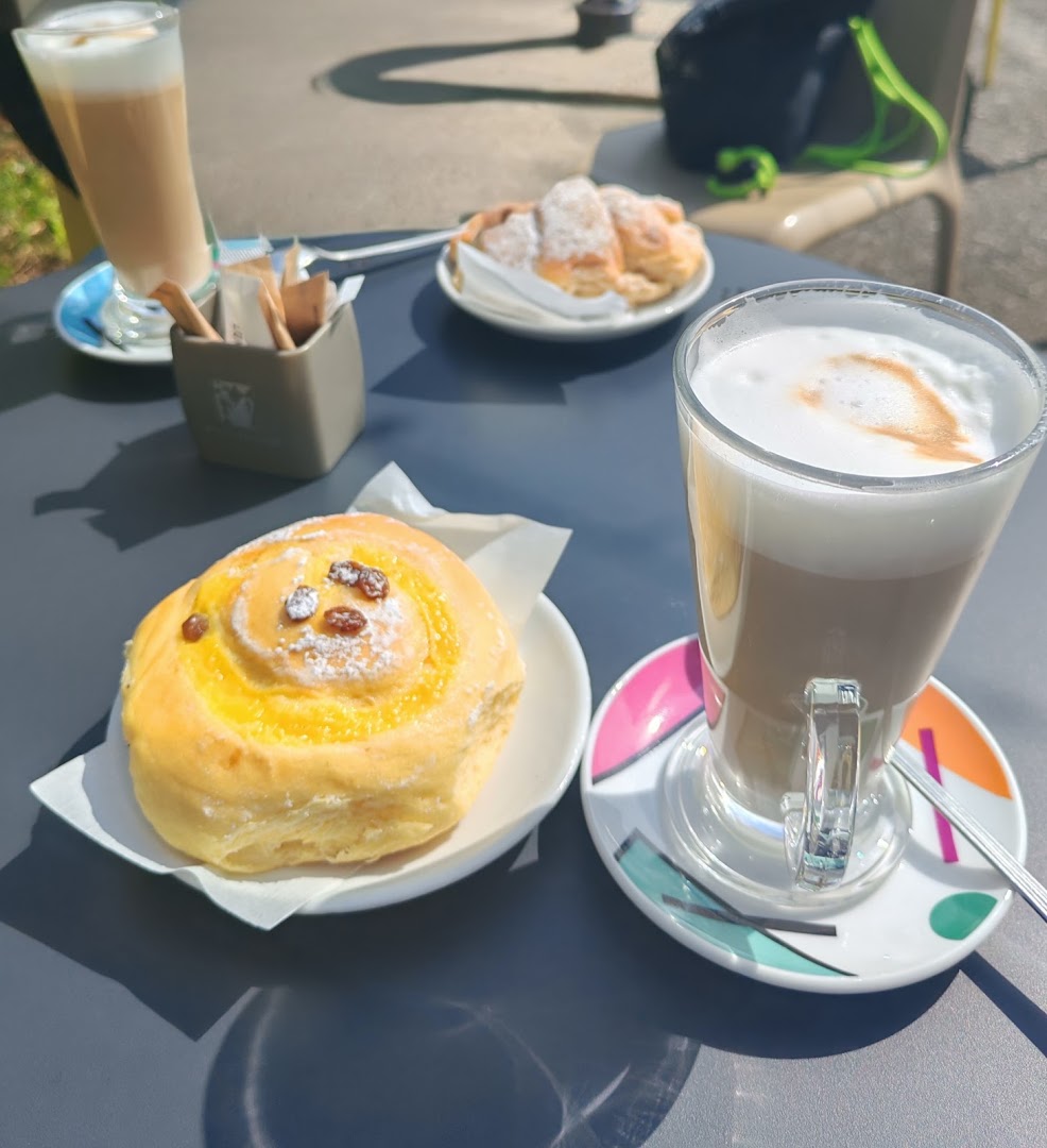 Artigel Gelateria Caffetteria