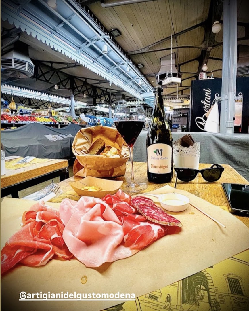 Artigiani del Gusto Modena Mercato Storico Albinelli, Modena