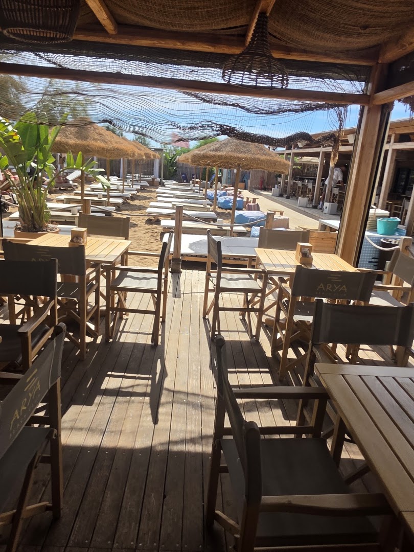 Arya Beach Club, San Teodoro