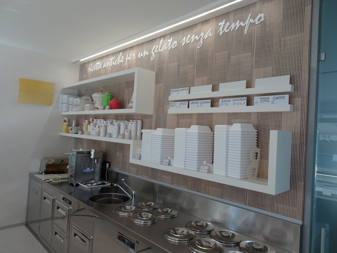 Ascari Gelateria, Boretto