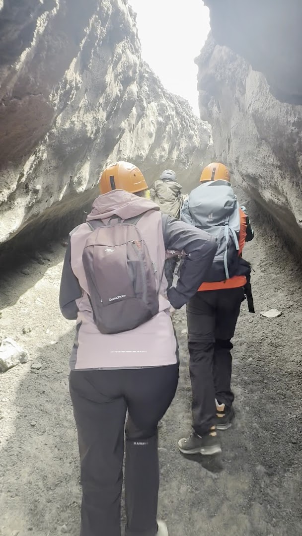 Ashàra Etna & Stromboli Guides, Nicolosi