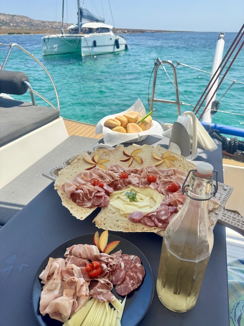 Asinara charter