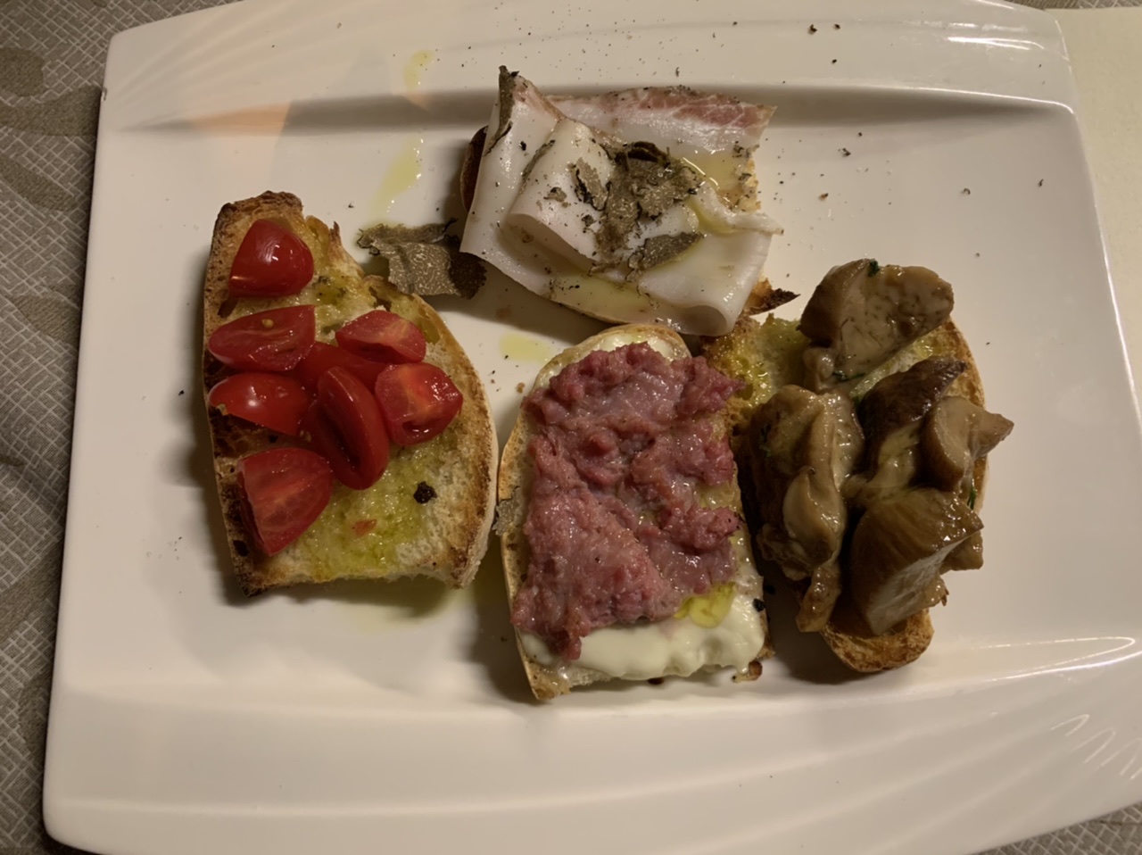 Asterix Ristorante Pizzeria Osteria Di Tiezzi Marco, Castel Focognano