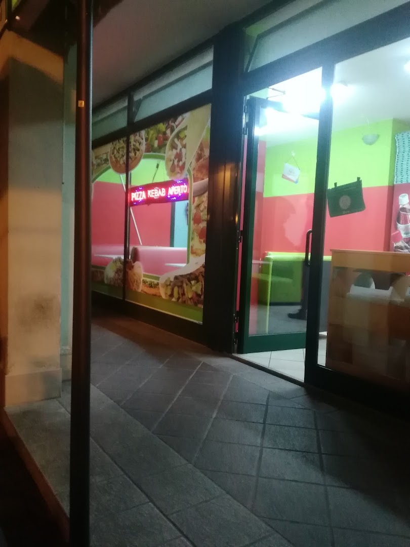 At Fast Food & Kebab
