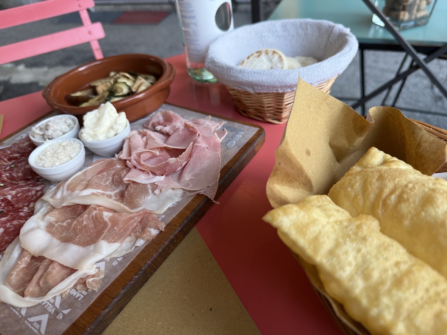 ATALDEGH cucina modenese e romana con cocktail bar