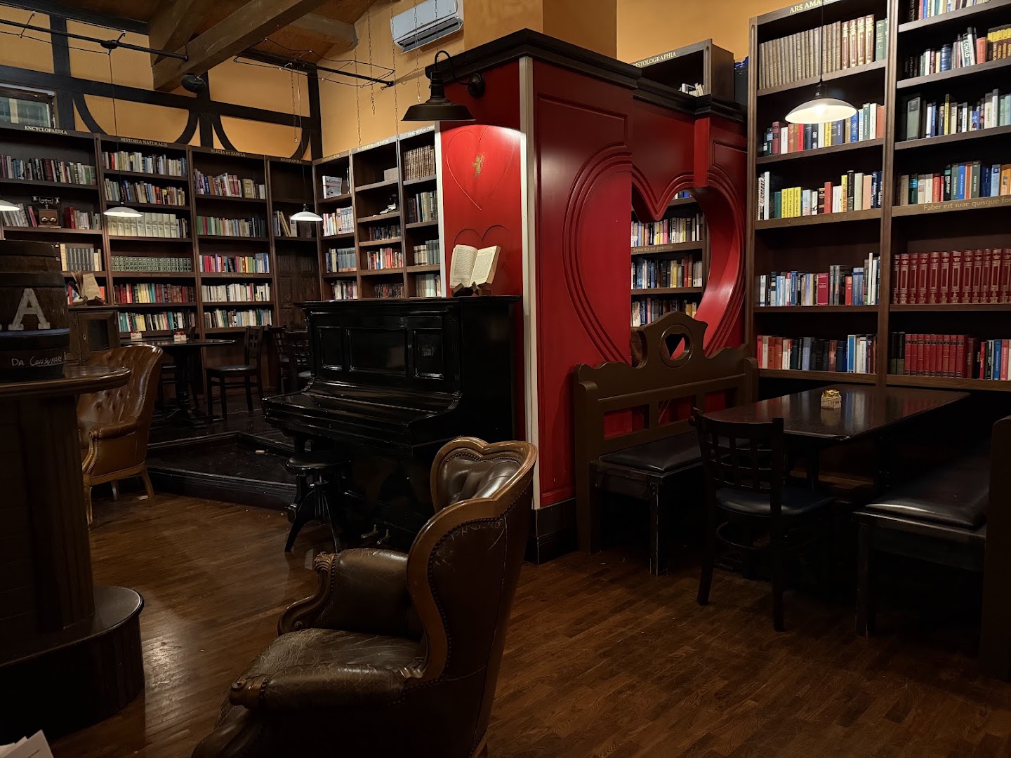 Atheneo Risto Pub