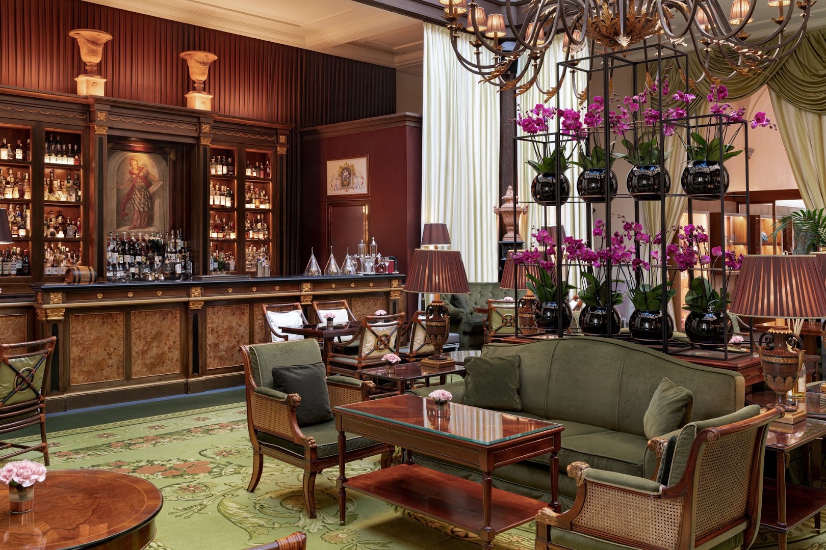 Atrium Bar