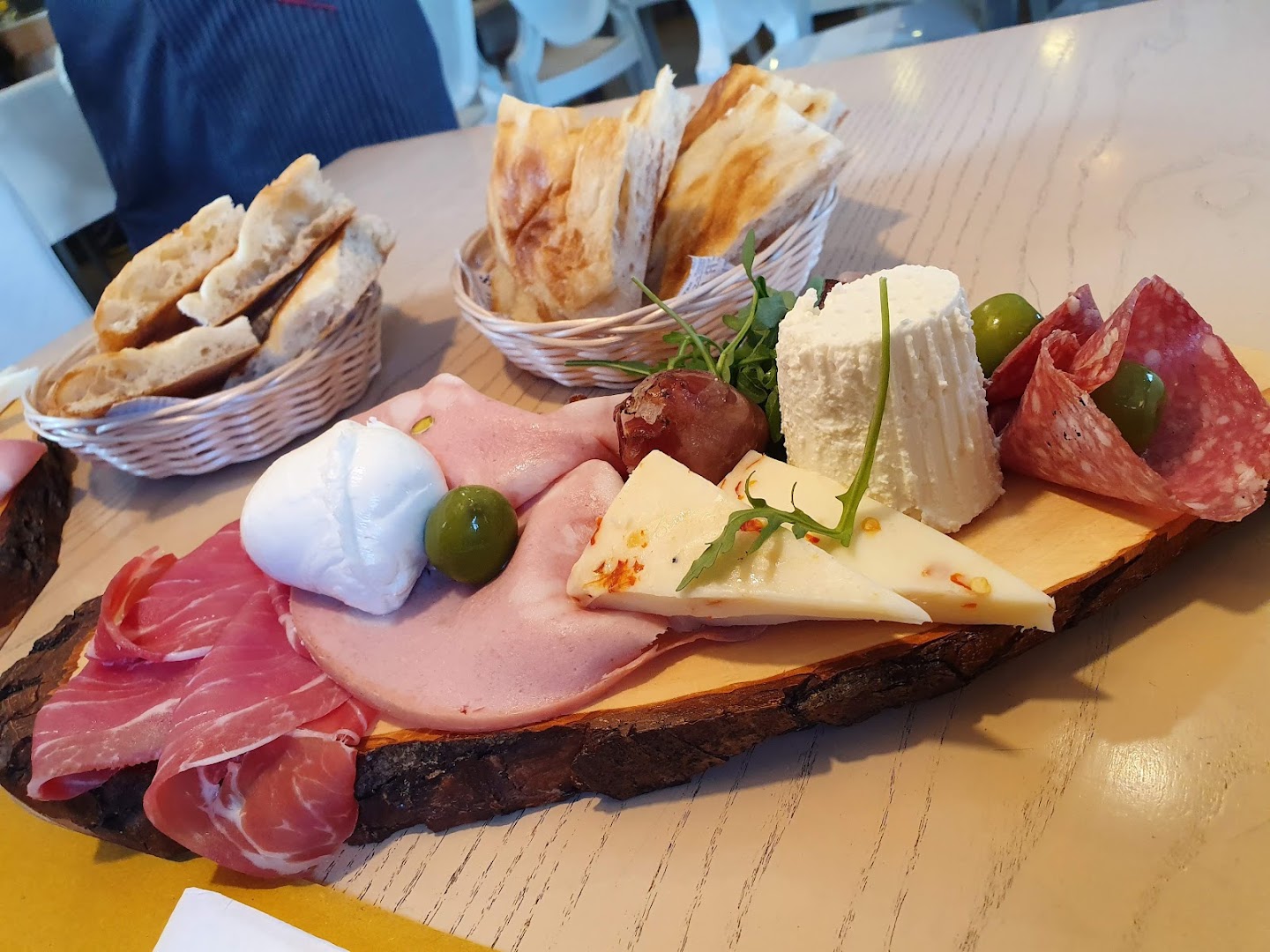 ATTIANI | Dalla colazione all'aperitivo