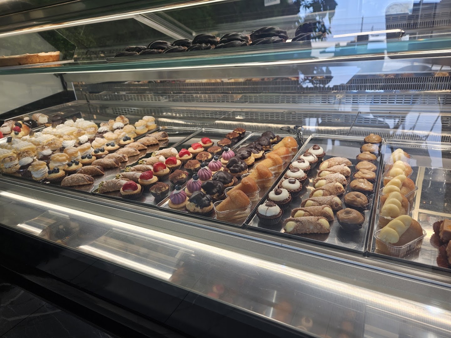 Attimi Caffetteria Pasticceria Gelateria, Palmi