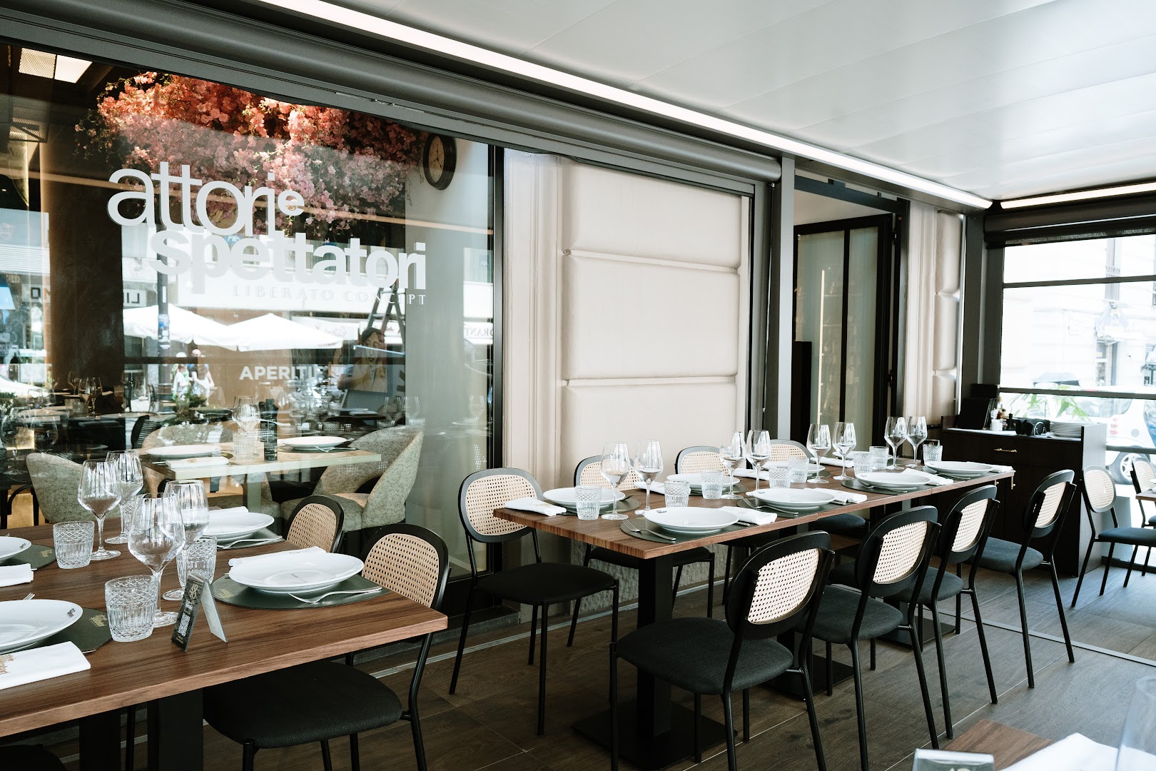 Attori e Spettatori | Liberato Concept - Ristorante Napoli