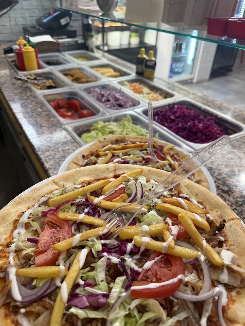AURA TURKİSH KEBAB