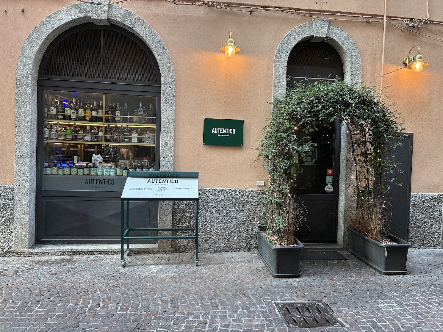 Autentico Restaurant