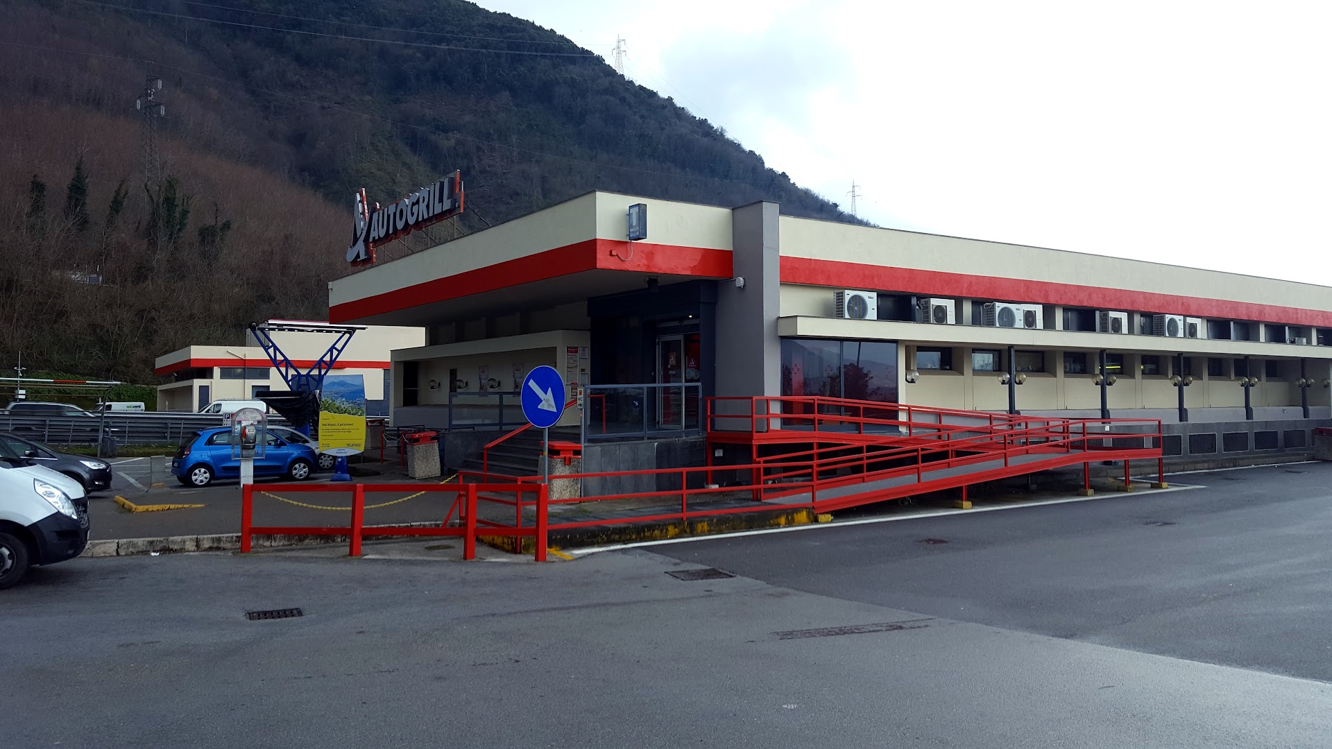 Autogrill Alfaterna Est