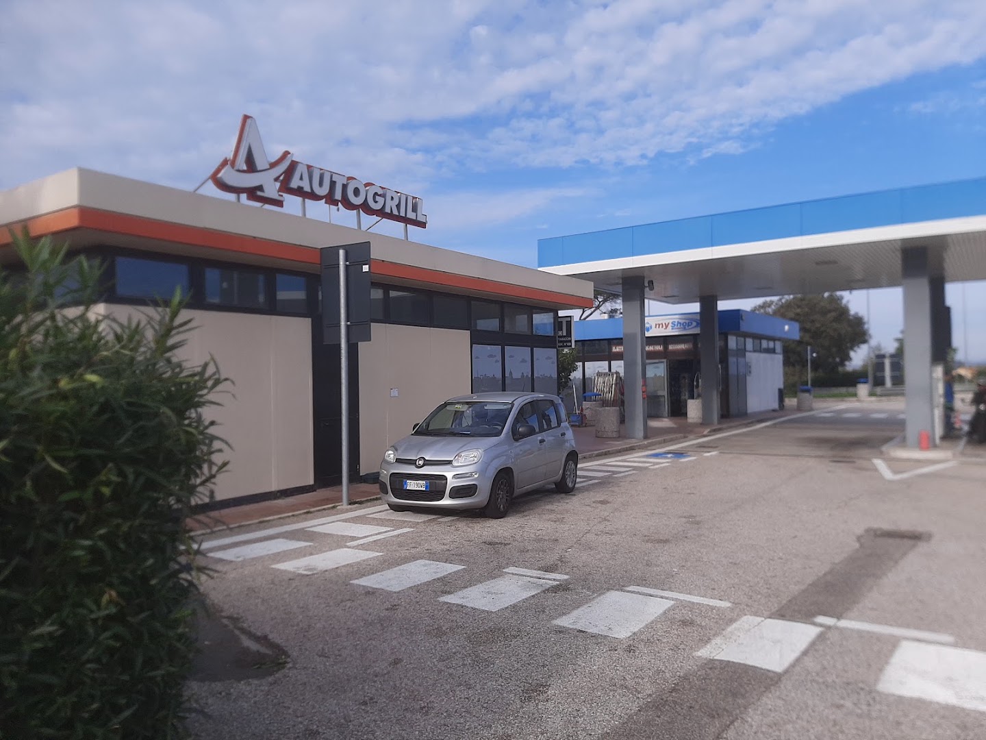 Autogrill Arrone Ovest, Roma