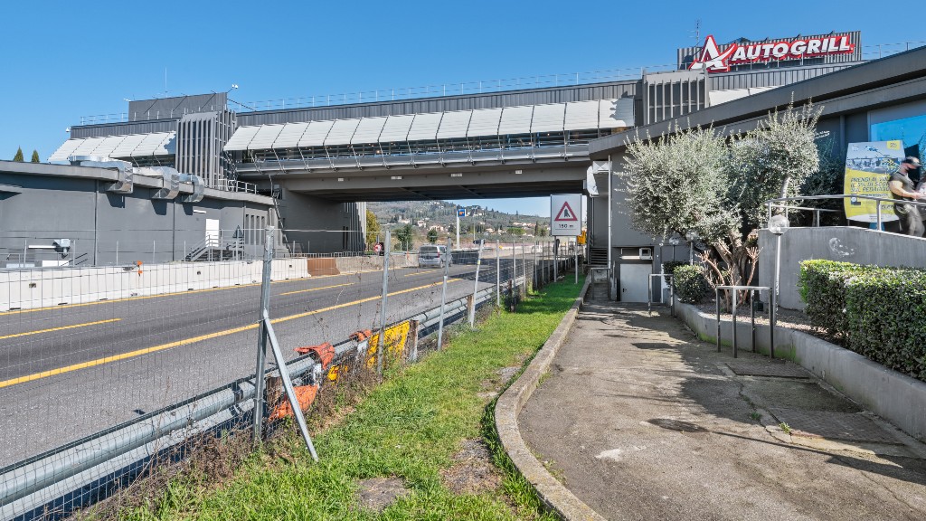 Autogrill Chianti ovest, Firenze
