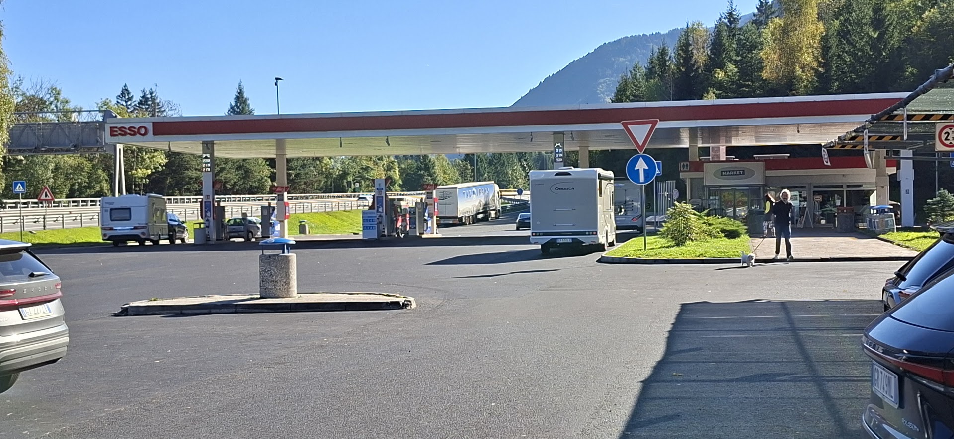 Autogrill Fella Est Autostrada