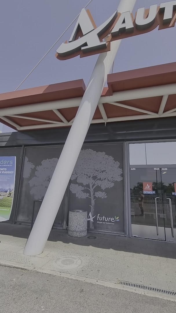 Autogrill Ledra Est