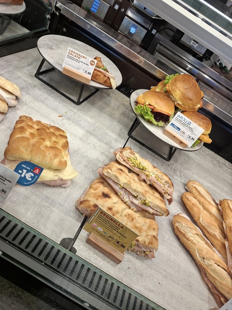Autogrill Magra Est 2