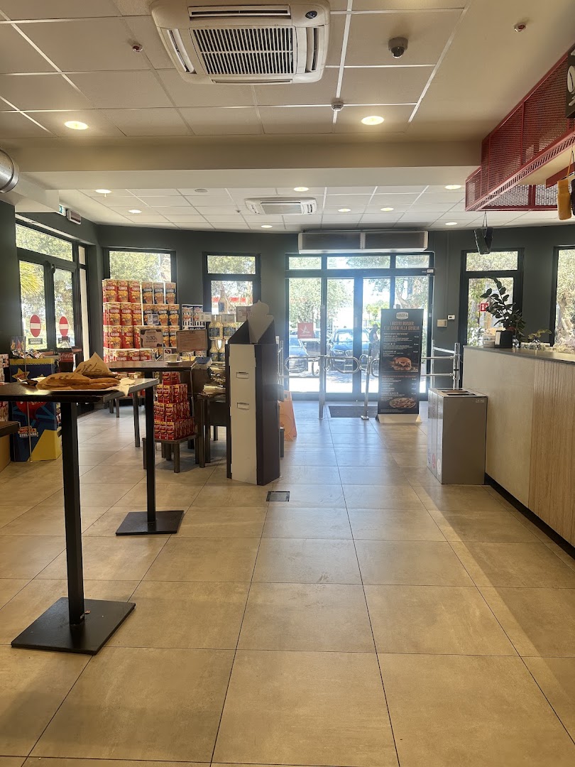 Autogrill Tramatza est, Tramatza