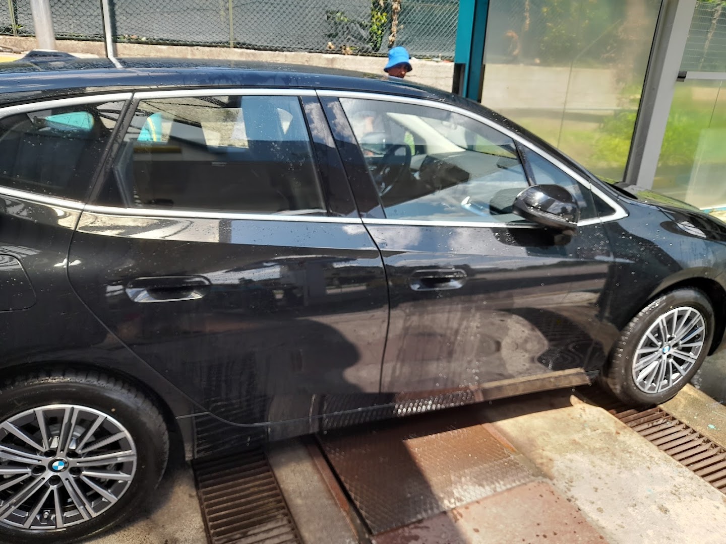 AUTOLAVAGGIO AMICI