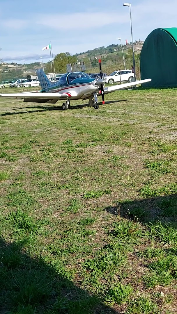 Aviosuperficie e Scuola di Volo Boglietto