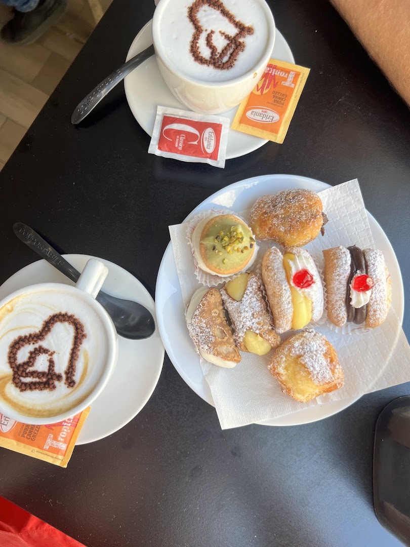 Avveduto Caffè Pasticceria Gelateria