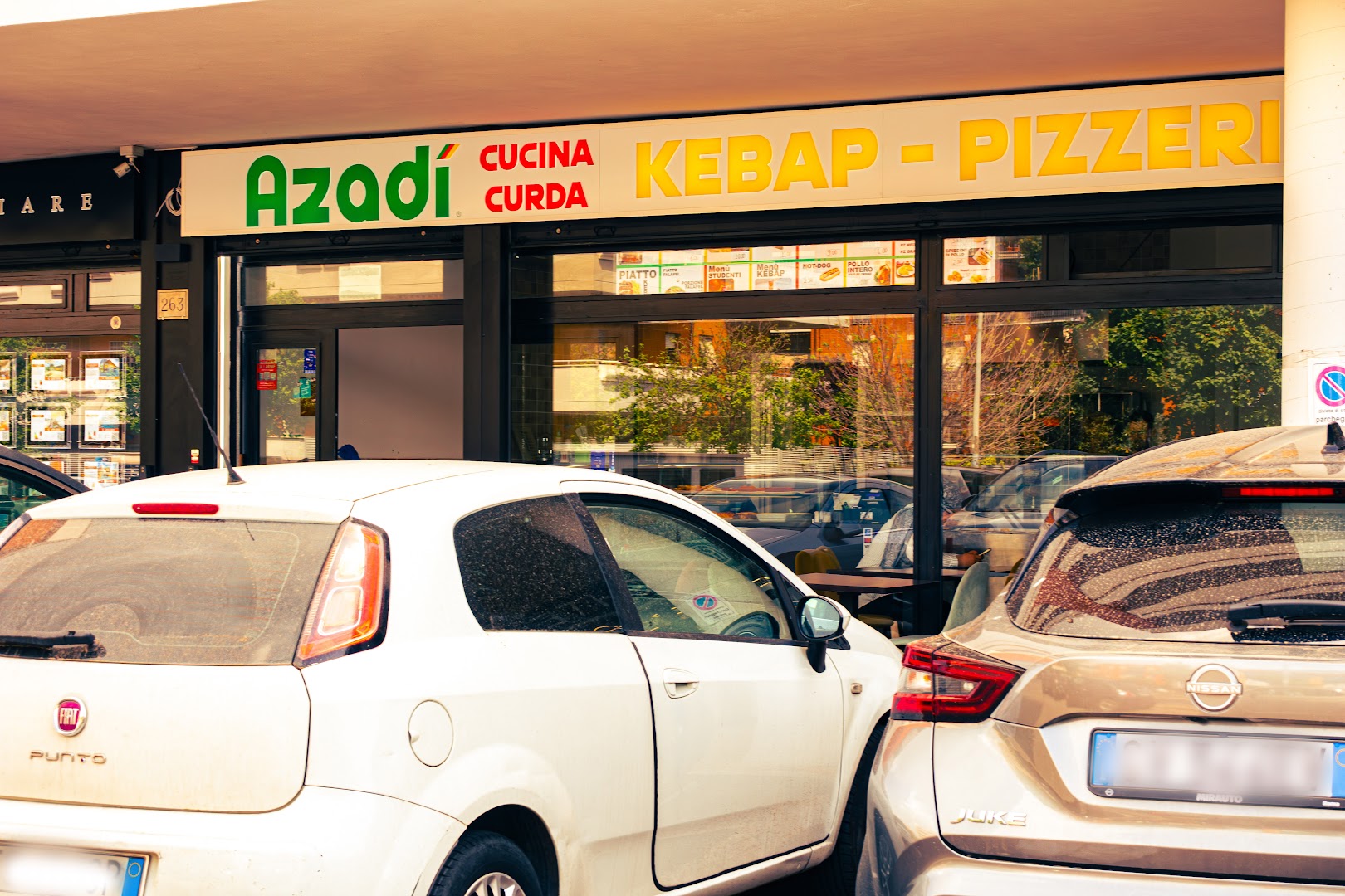 AZADÎ kebap e pizza