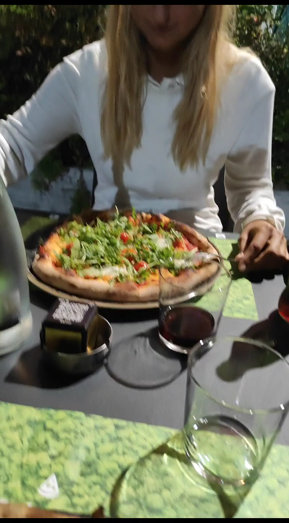 Azzurra Pizza & Restaurant