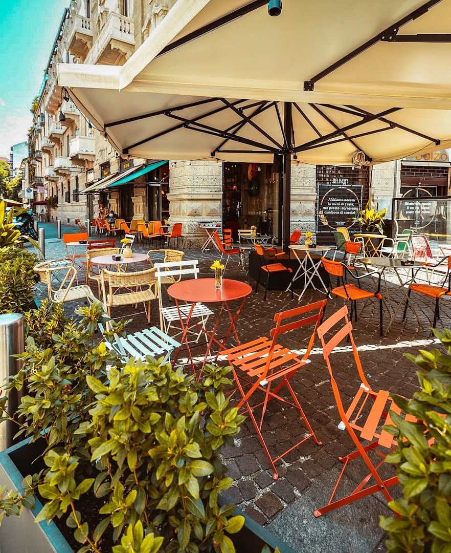 B Cafè (Piazza Argentina), Milano